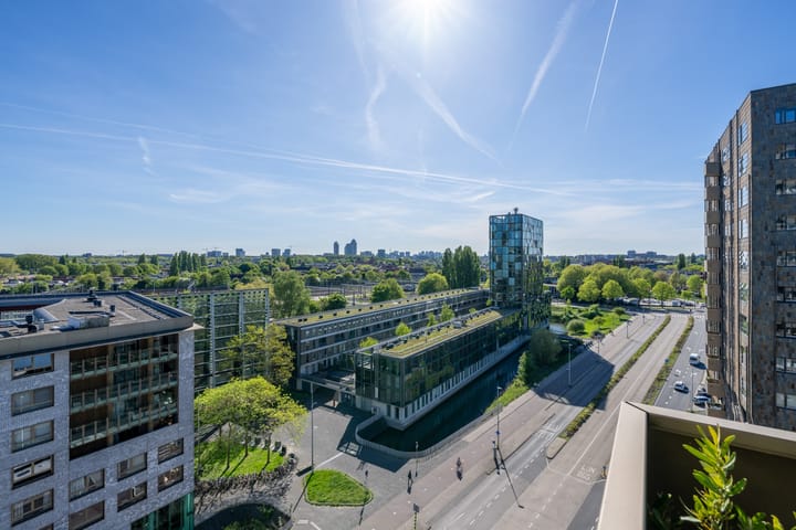 Foto 12 van Carolina MacGillavrylaan 131