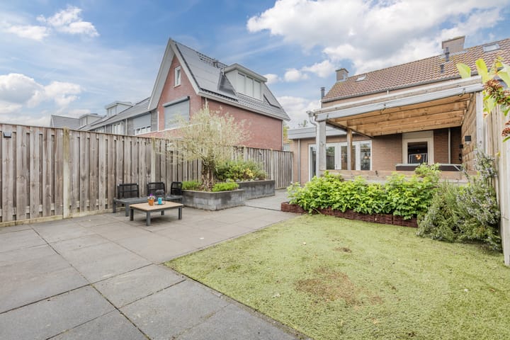 Foto 51 van Sint Ontcommerstraat 14