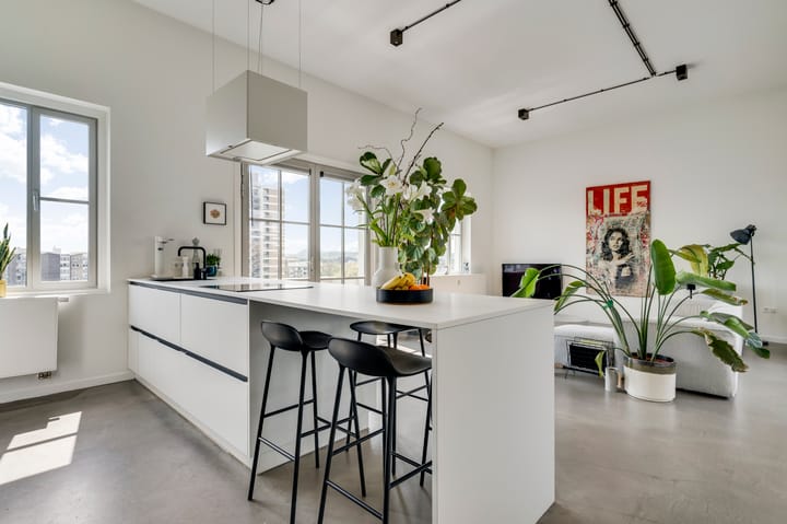 Photo 3 of Koningsplein flat 101-H