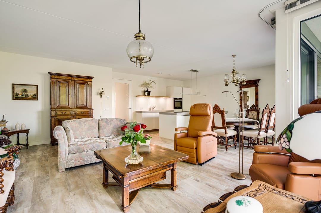 Photo 11 of Loesbleik 52