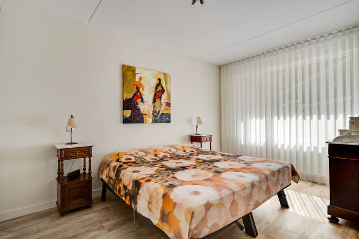 Photo 22 of Loesbleik 52