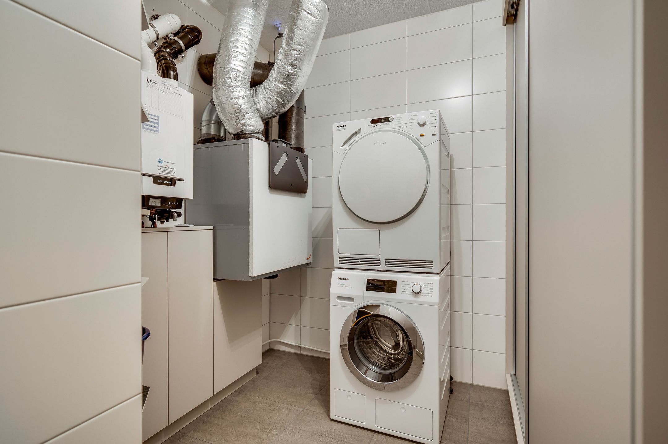 Photo 27 of Loesbleik 52