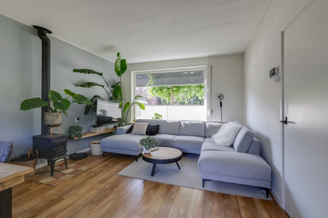 Photo 11 of Annastraat 34