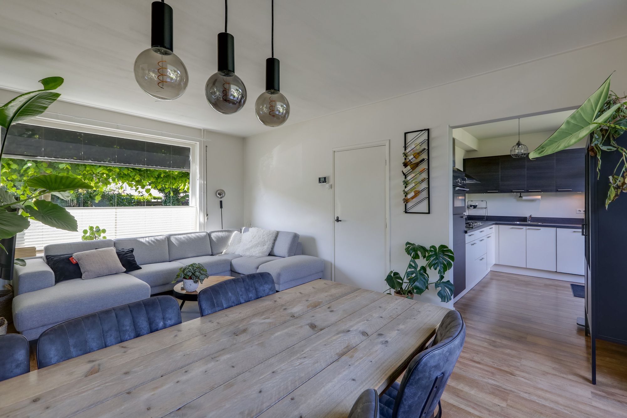 Photo 18 of Annastraat 34