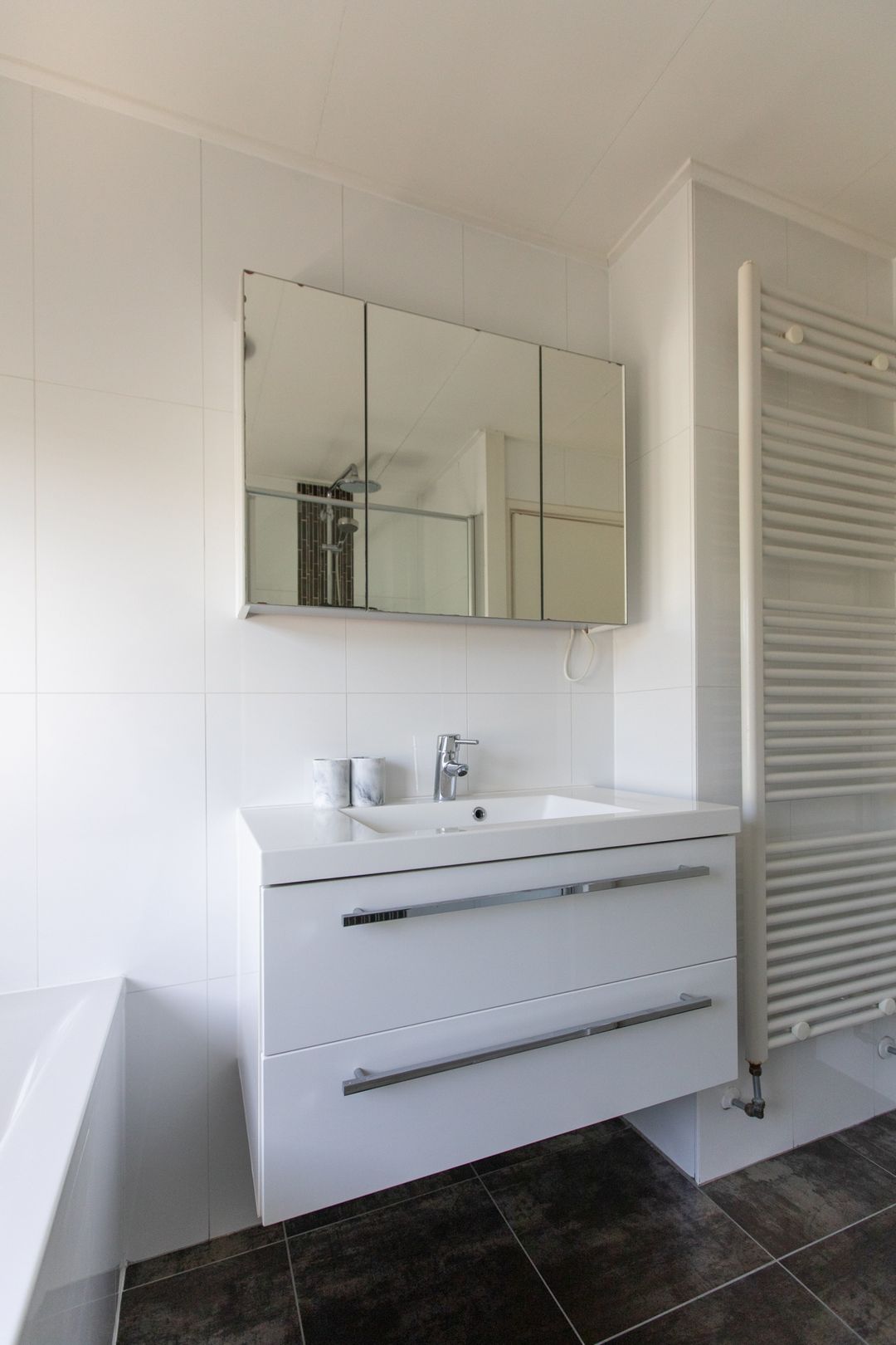 Photo 46 of Annastraat 34