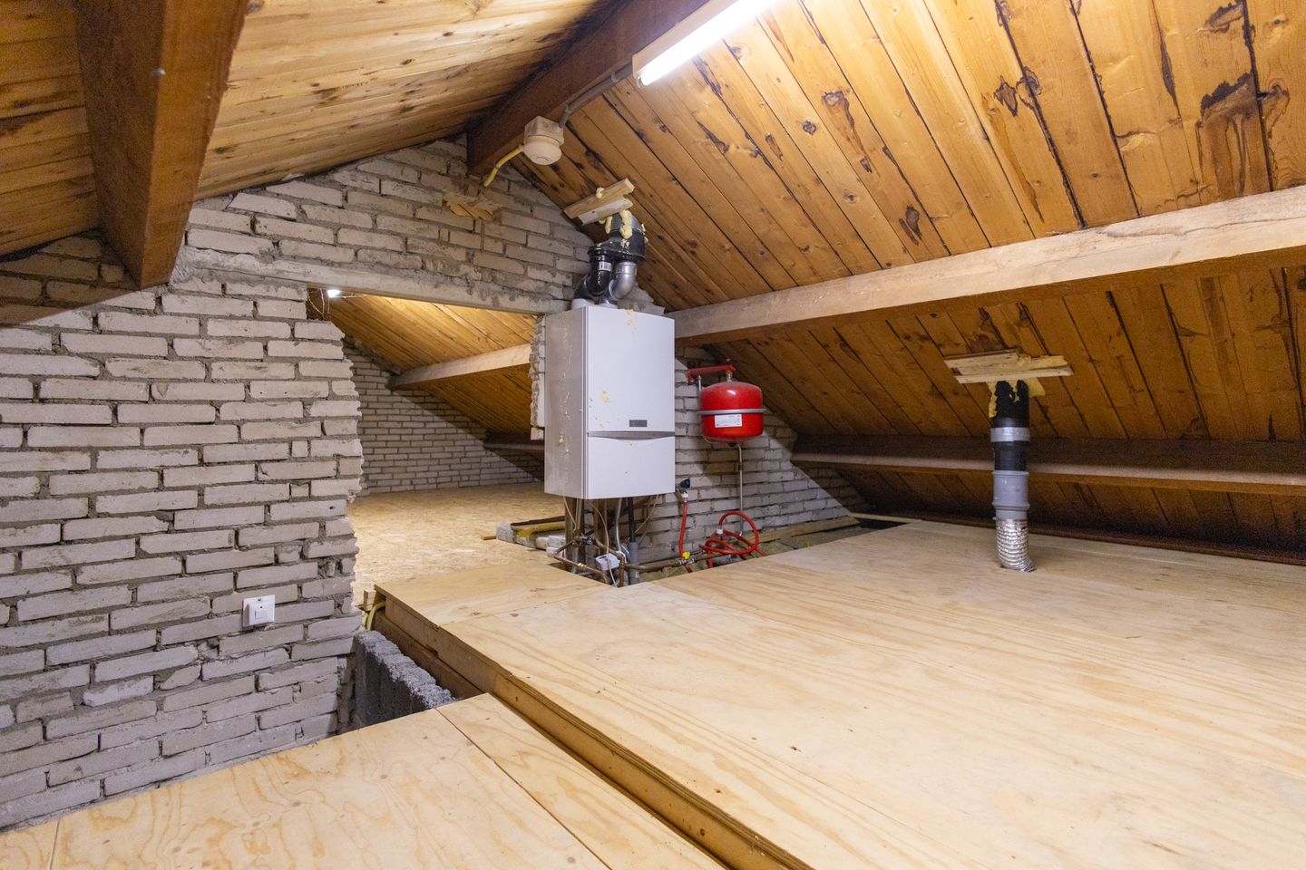 Photo 49 of Annastraat 34