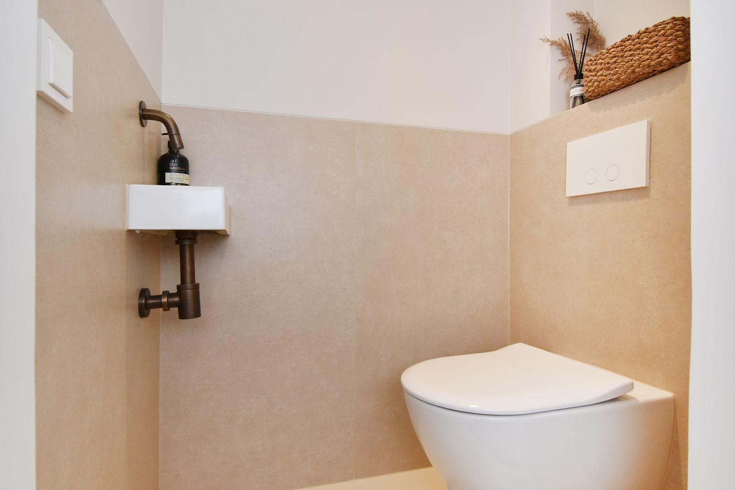 Foto 35 van Gerard Reijnststraat 60