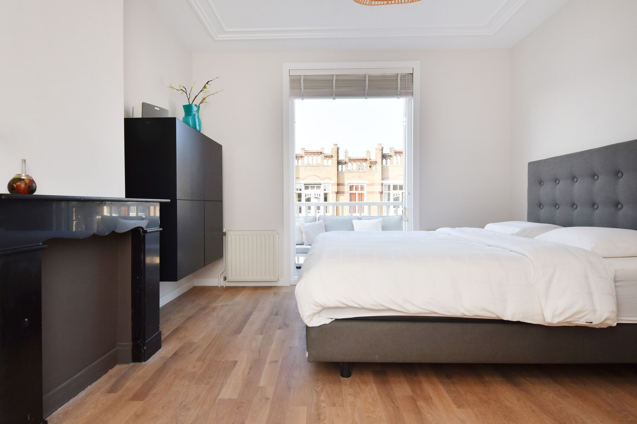 Foto 42 van Gerard Reijnststraat 60