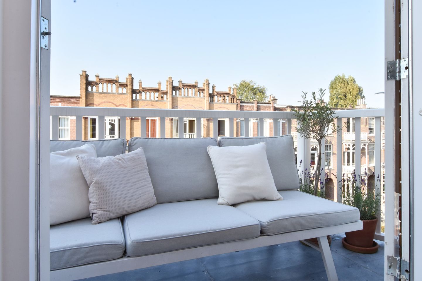 Foto 44 van Gerard Reijnststraat 60