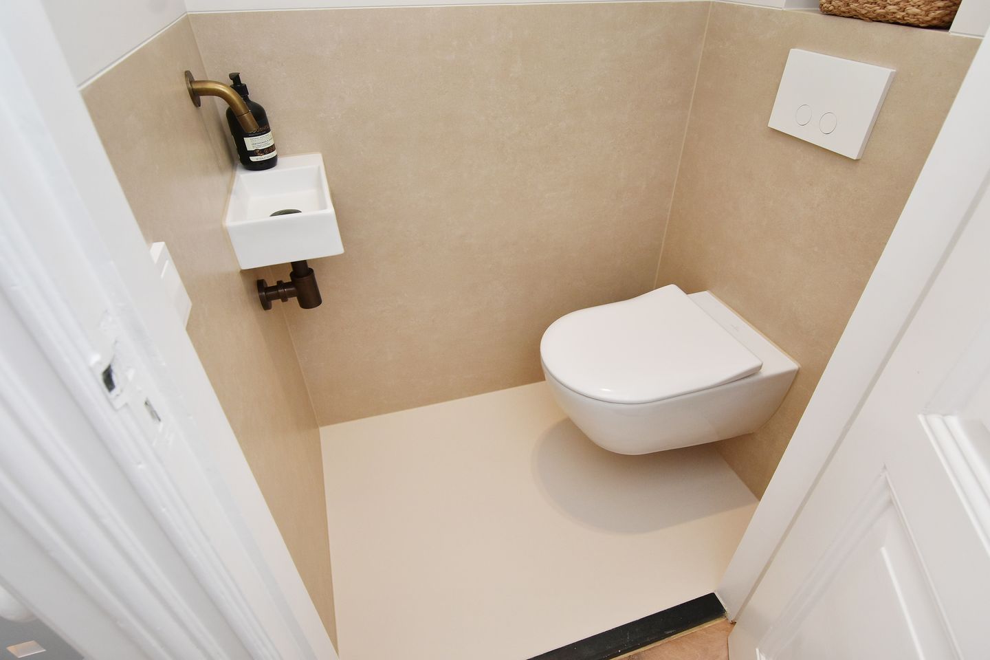 Foto 64 van Gerard Reijnststraat 60