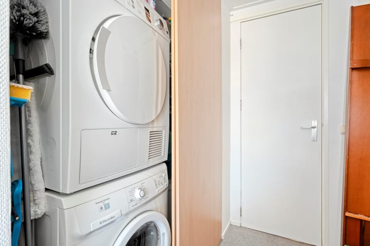 Photo 16 of Liezenstraat 14