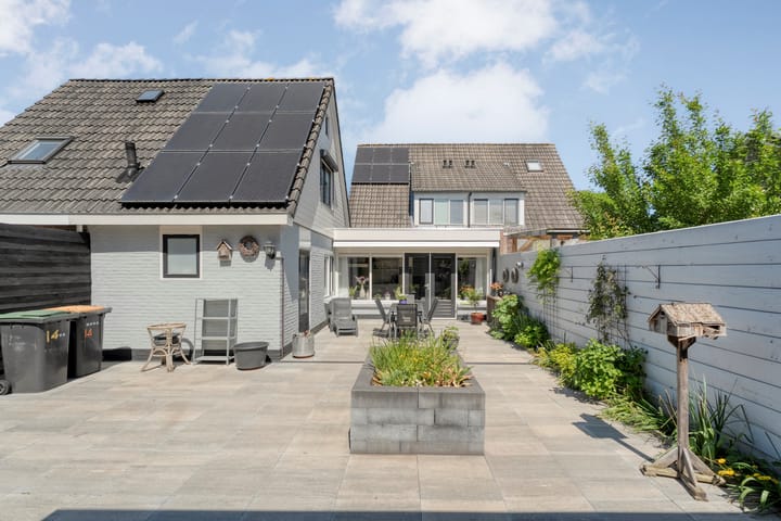 Photo 39 of Liezenstraat 14