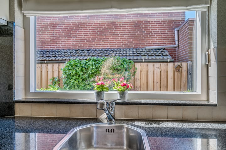 Foto 16 van Rijksweg 66-B