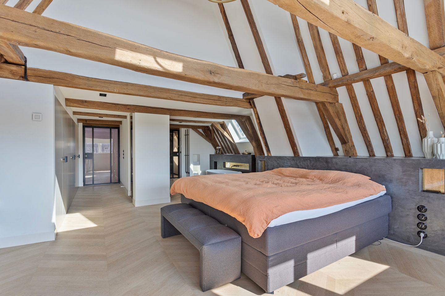 Foto 29 van Grote Oost 10