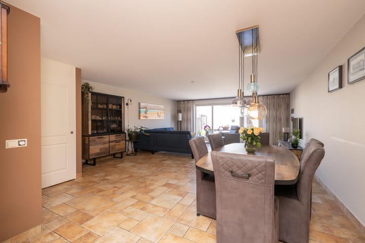 Foto 18 van Aalbessenlaan 31