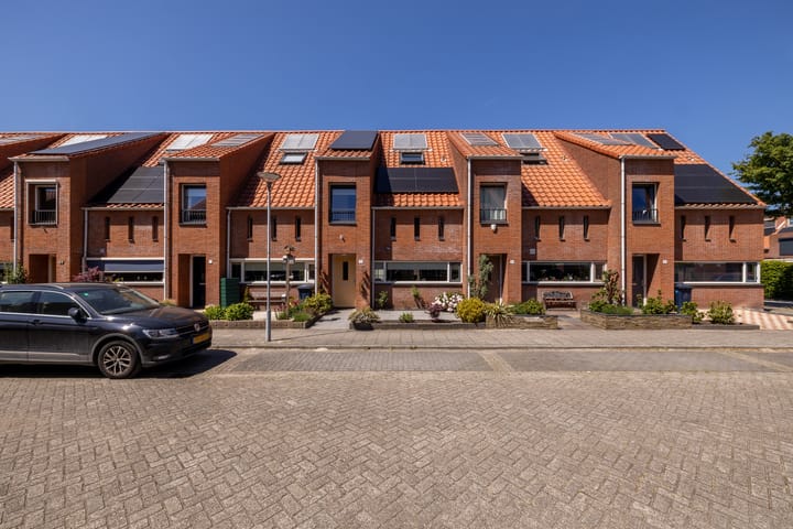 Foto 44 van Aalbessenlaan 31