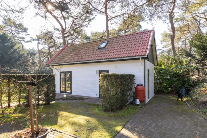 Foto 32 van Burgemeester Van der Borchlaan 7-601