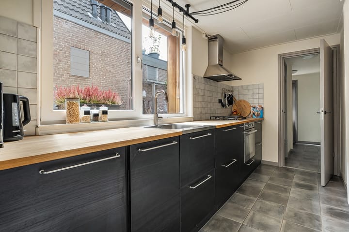 Foto 15 van Emmastraat 28