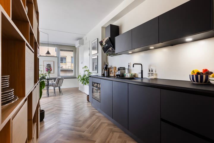 Photo 4 of Rustenburgstraat 22-B