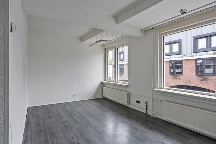 Foto 24 van Hasseltstraat 237