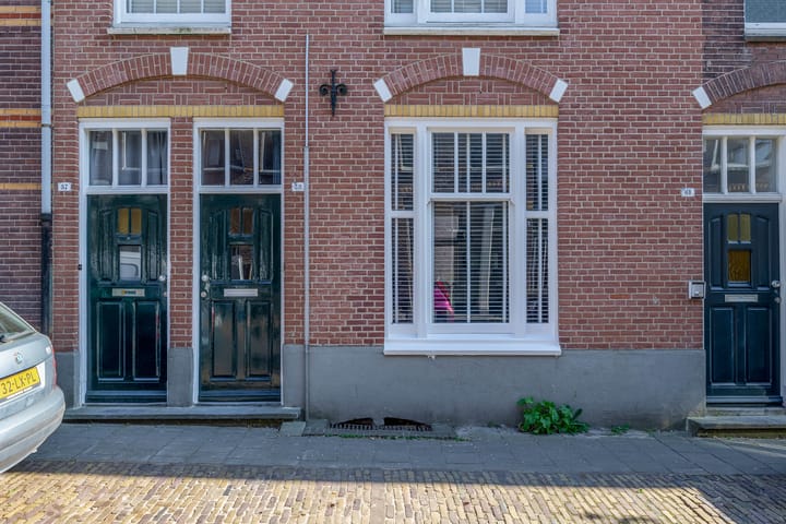 Foto 4 van Agnietenstraat 59