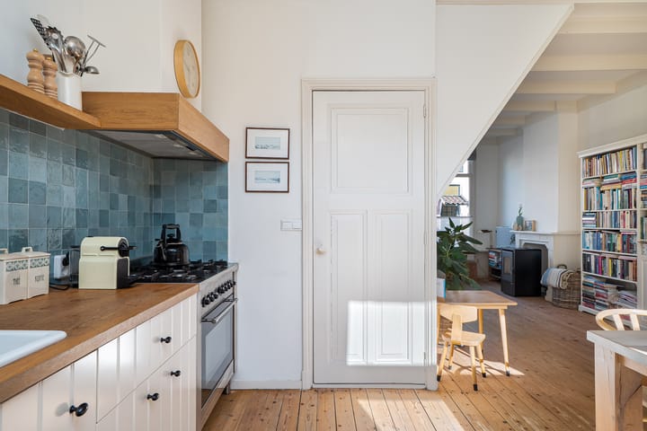 Photo 13 of Schalk Burgerstraat 35