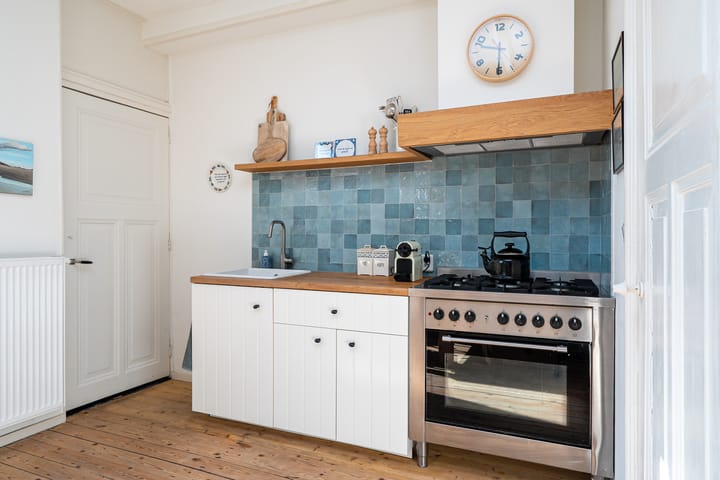 Photo 16 of Schalk Burgerstraat 35