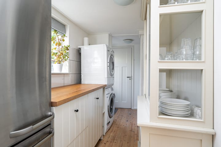 Photo 17 of Schalk Burgerstraat 35