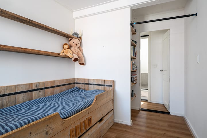 Photo 32 of Schalk Burgerstraat 35