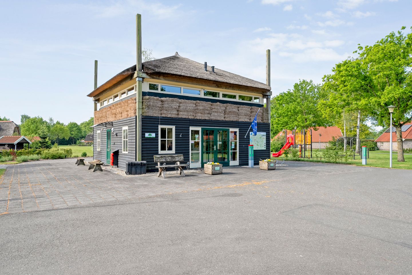 Foto 40 van Heerenweg 72-45