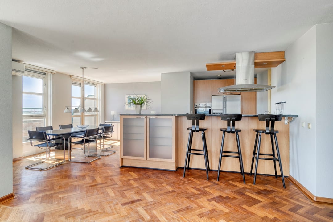 Photo 11 of Rossinistraat 178