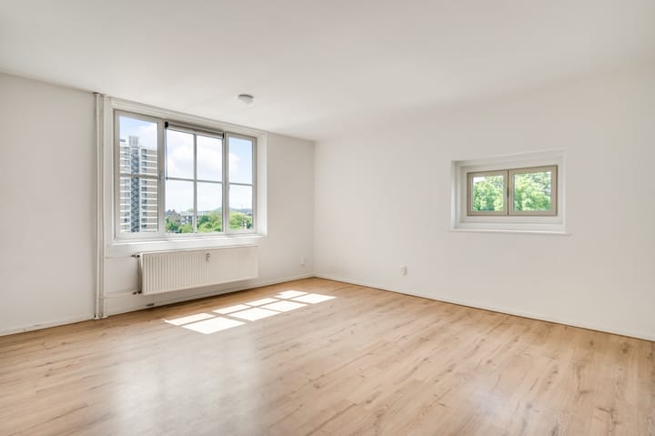 Foto 2 van Koningsplein flat 103-E