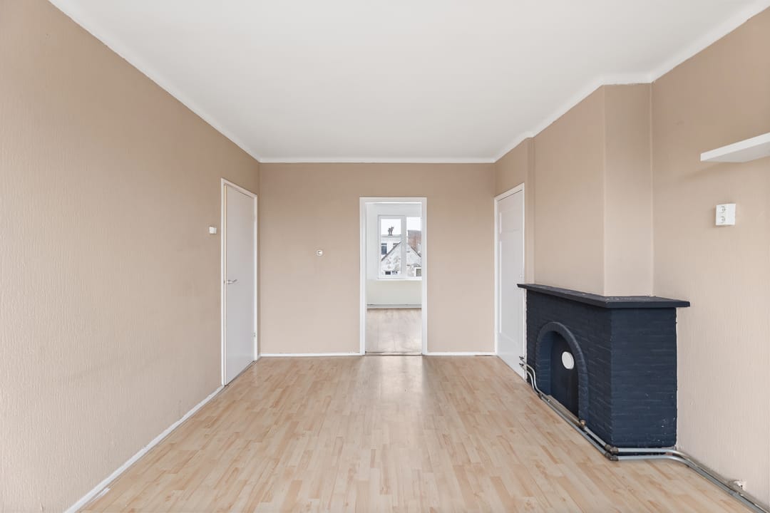 Photo 11 of Wilhelminastraat 31