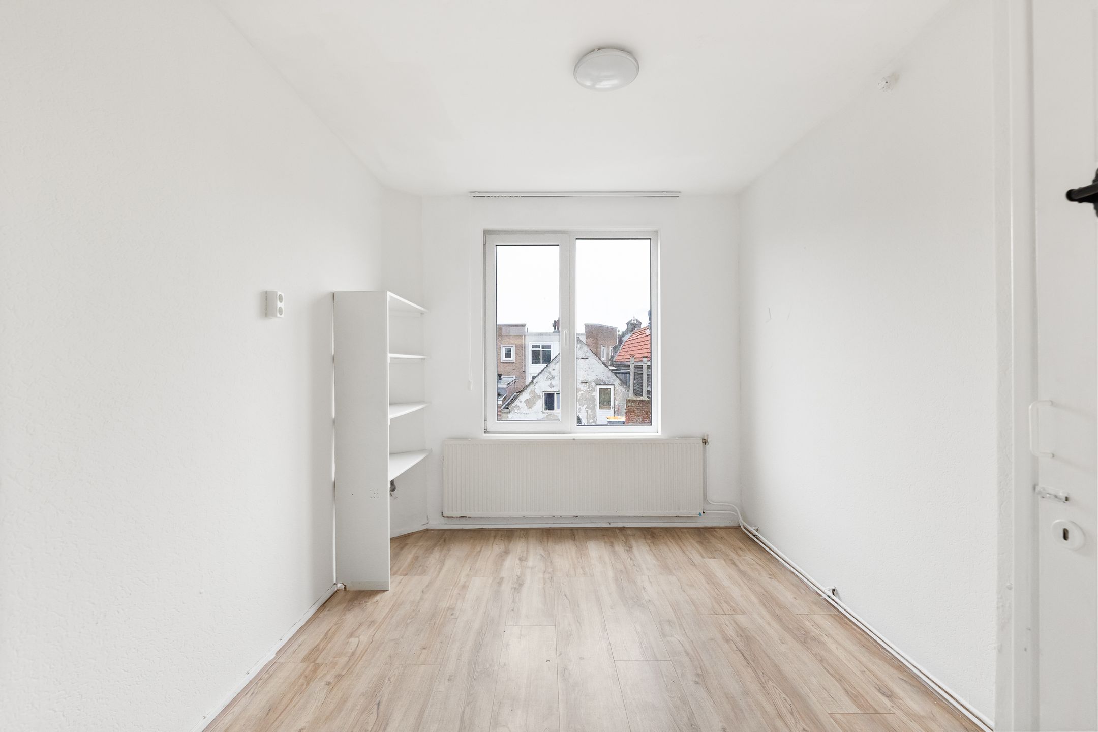 Photo 12 of Wilhelminastraat 31