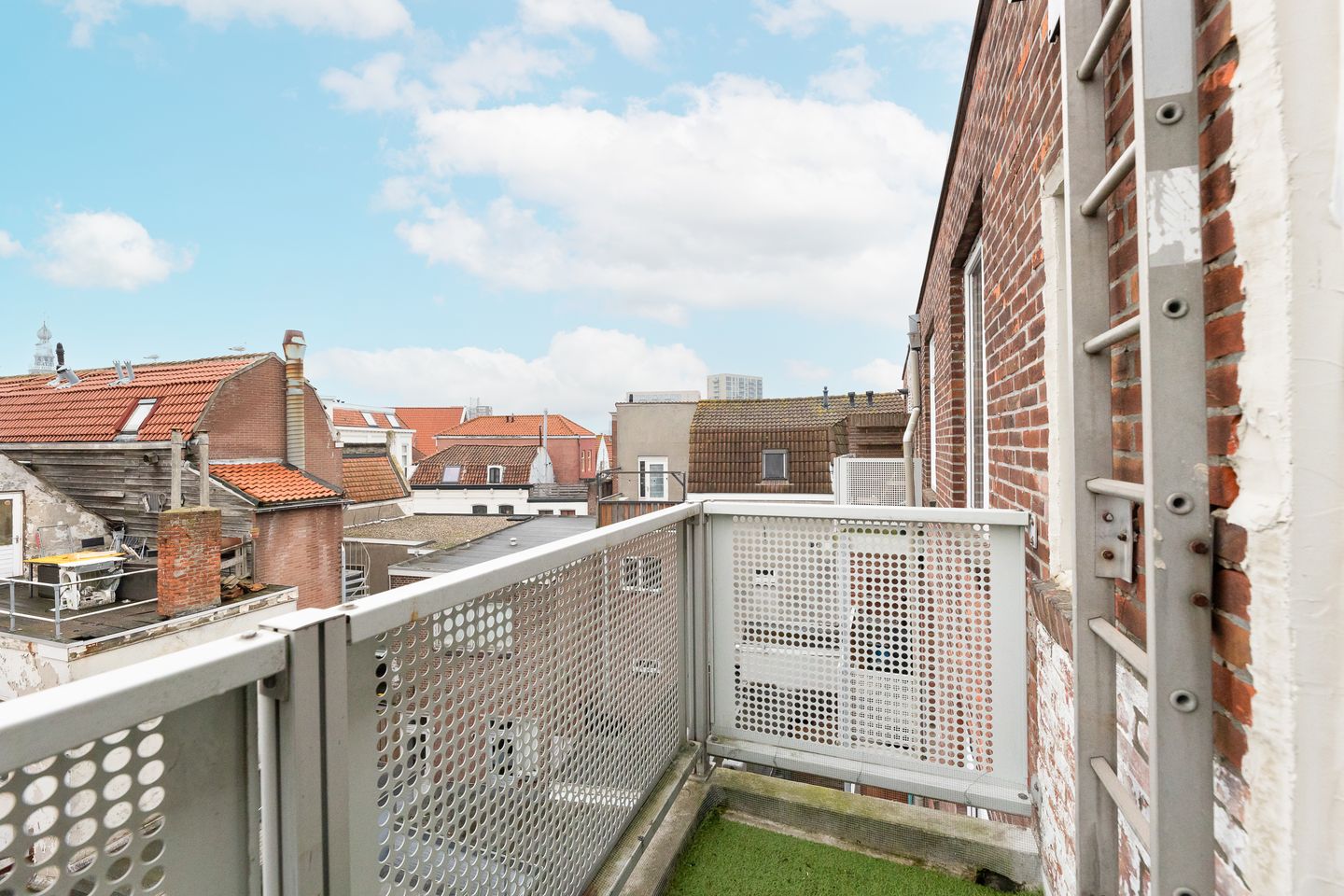 Photo 19 of Wilhelminastraat 31