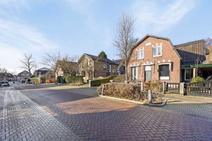 Foto 41 van Sperwerlaan 13