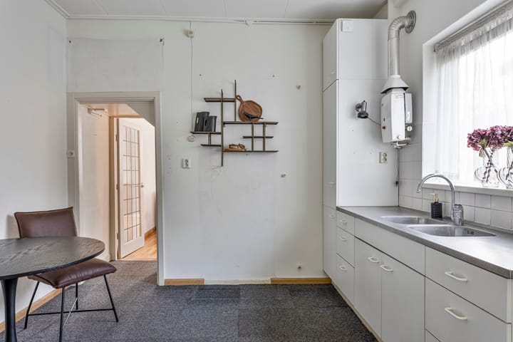 Foto 11 van Sperwerlaan 13