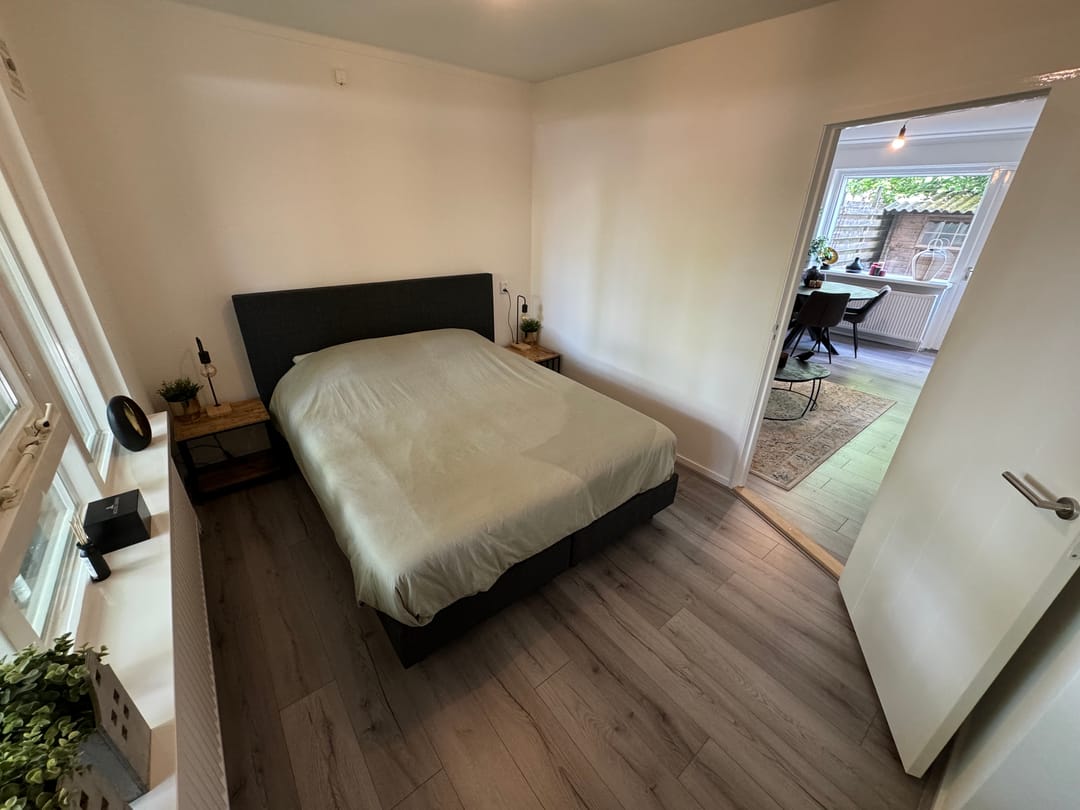 Foto 8 van Anthony van Leeuwenhoeklaan 4