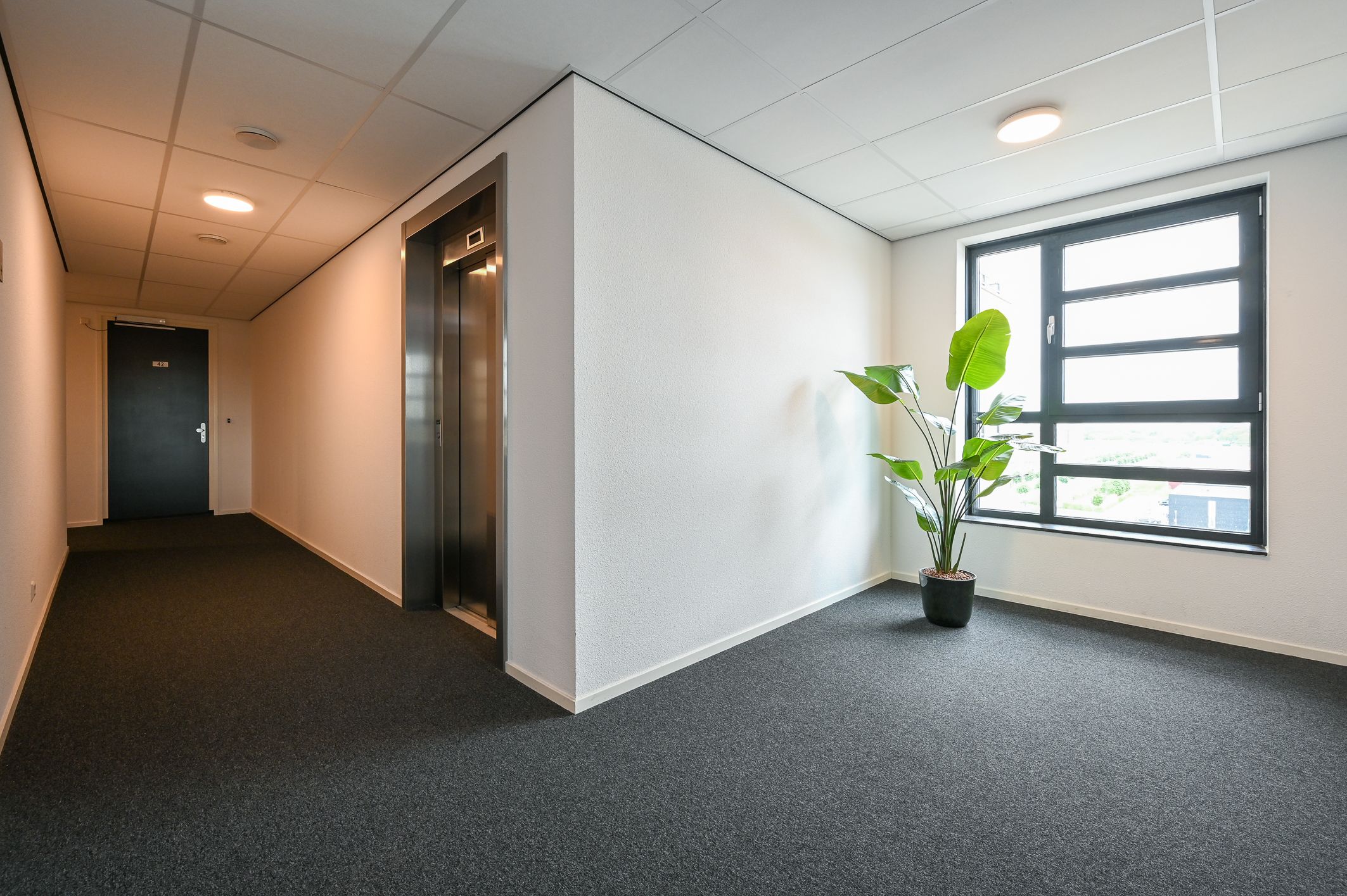 Photo 12 of Heemraadstraat 42