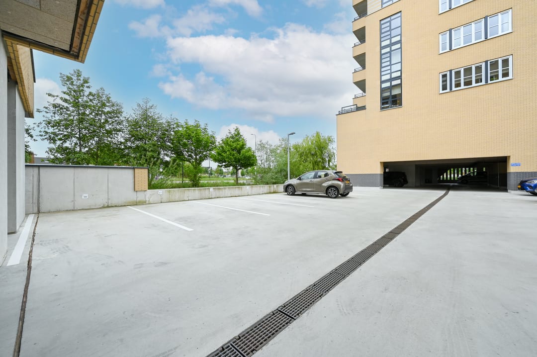 Photo 32 of Heemraadstraat 42