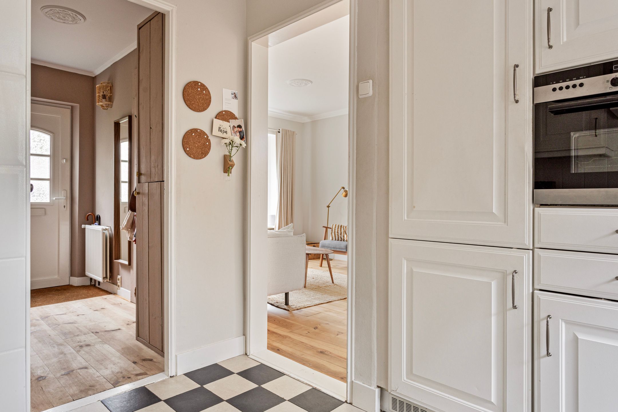 Foto 6 van Douwes Dekkerstraat 11