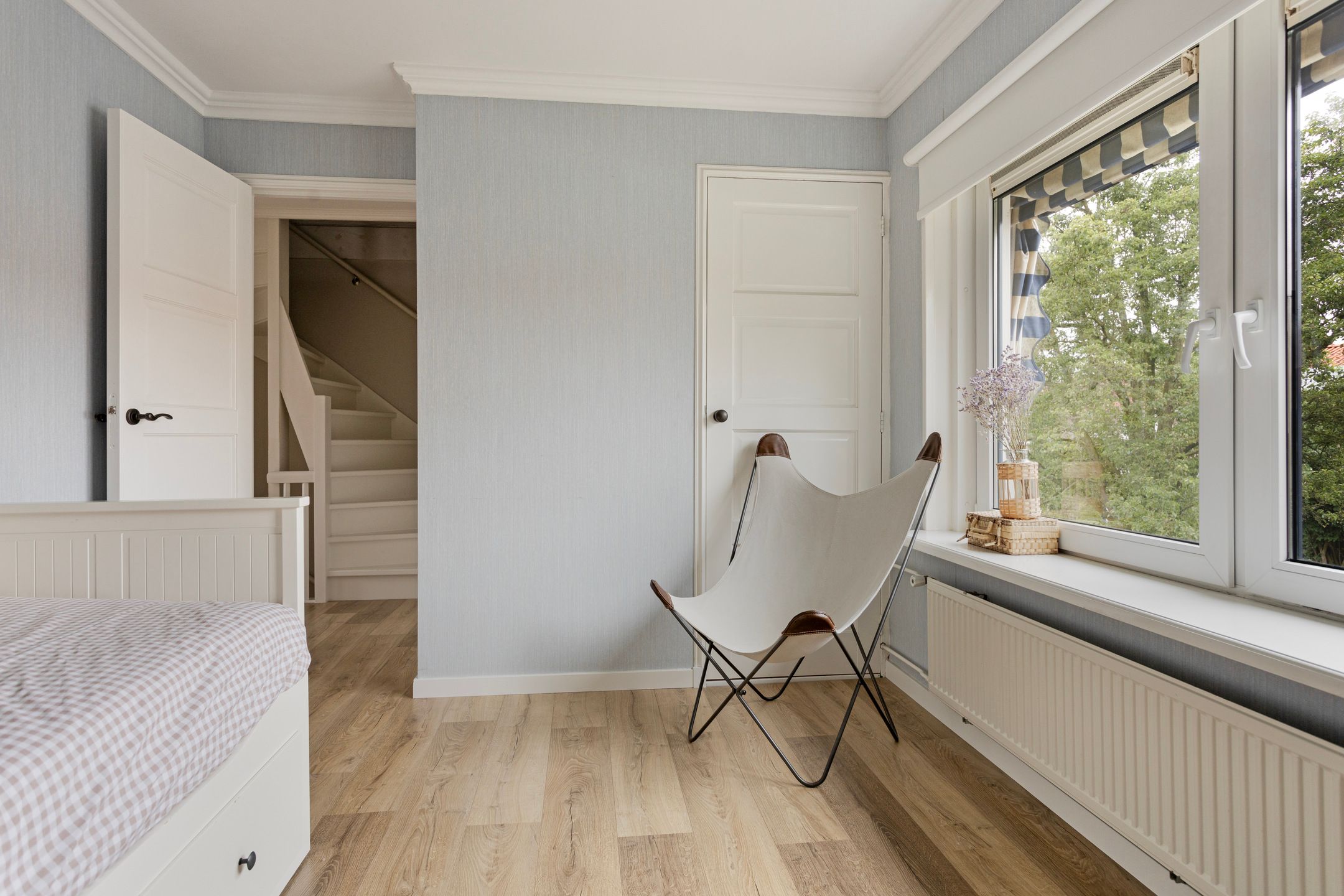 Foto 15 van Douwes Dekkerstraat 11