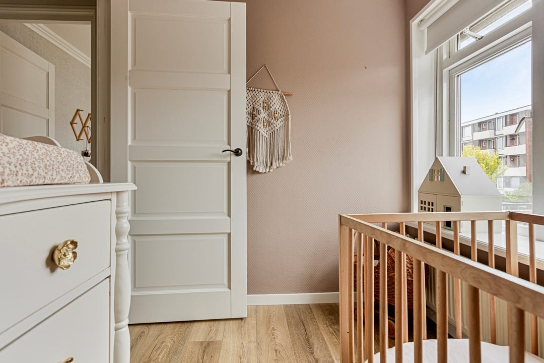 Foto 17 van Douwes Dekkerstraat 11