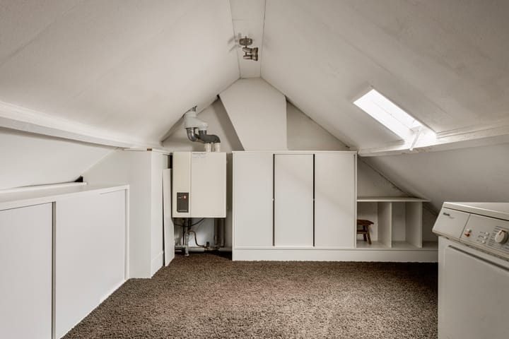 Foto 20 van Douwes Dekkerstraat 11