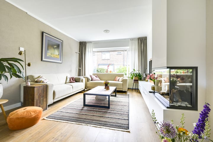 Foto 11 van Helsloitstraat 14