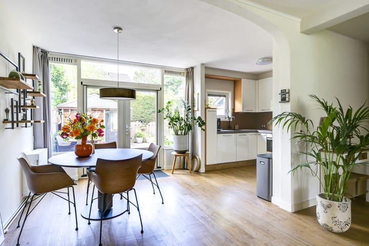 Foto 19 van Helsloitstraat 14