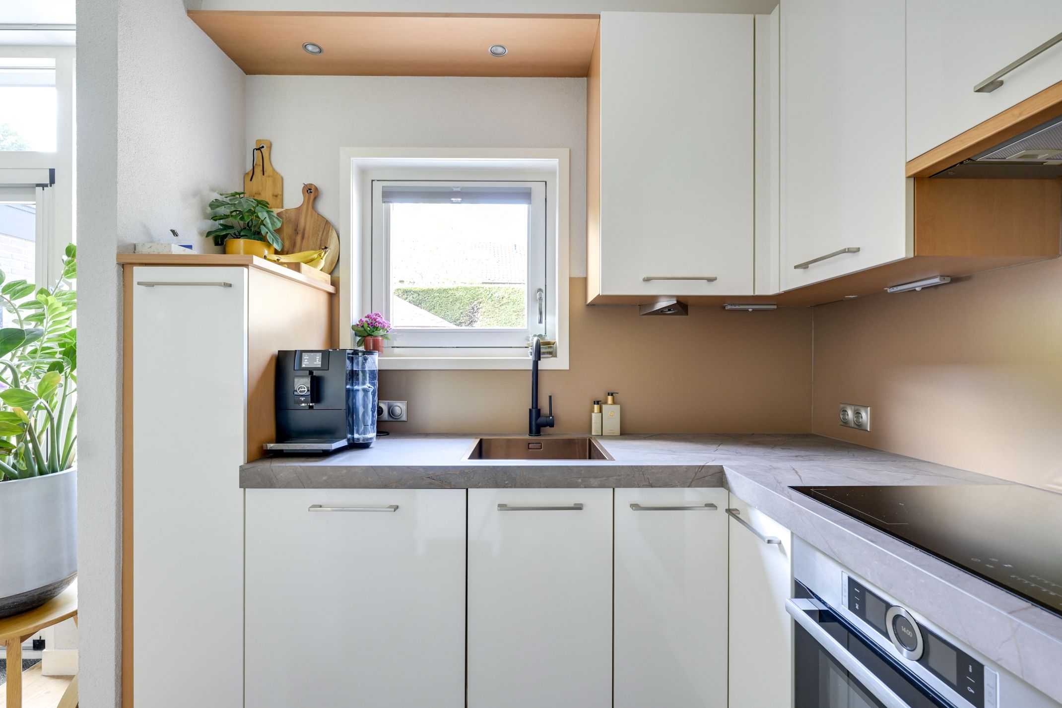 Foto 24 van Helsloitstraat 14