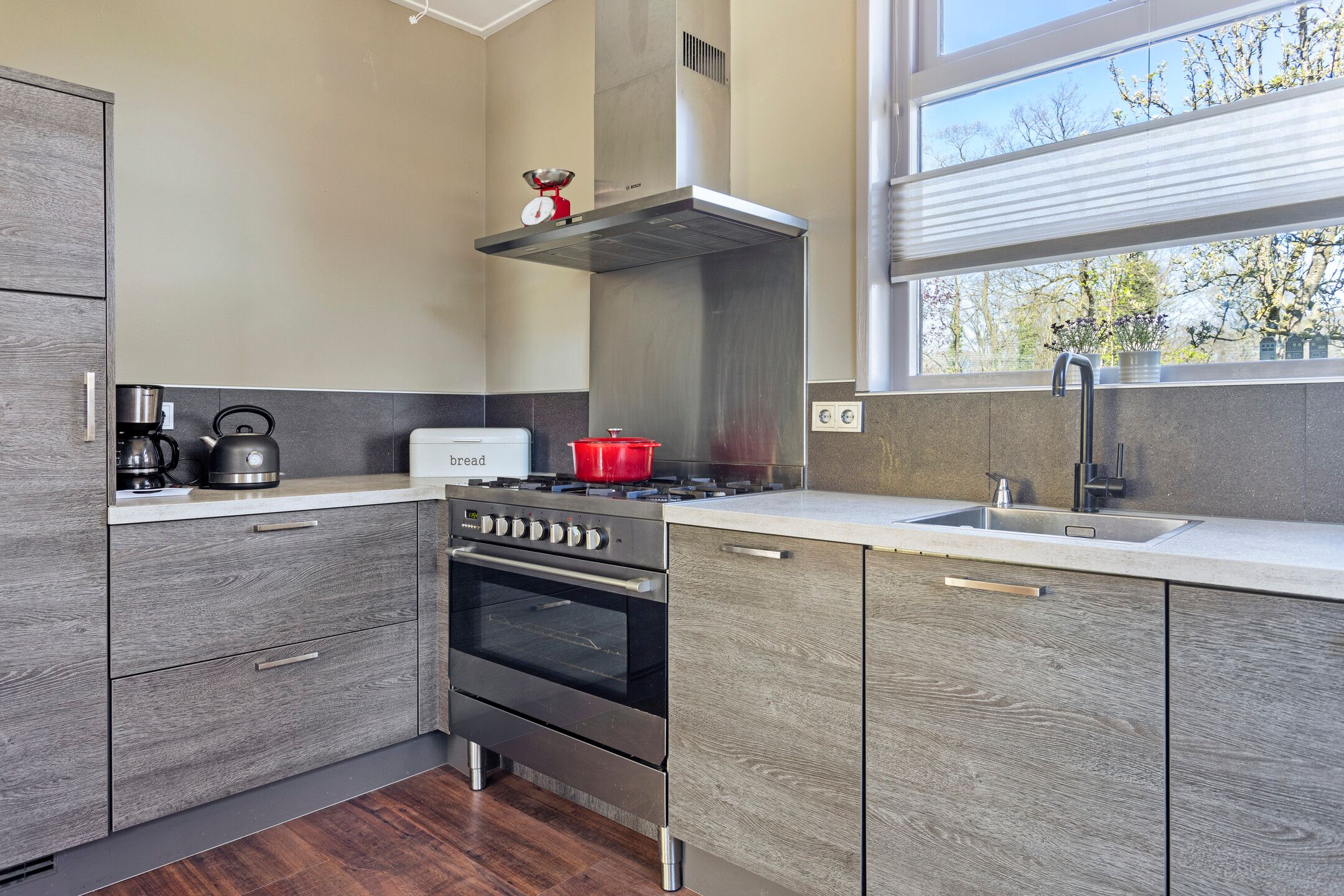 Foto 24 van Dorpsstraat 6