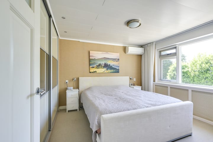 Foto 38 van Helsloitstraat 14