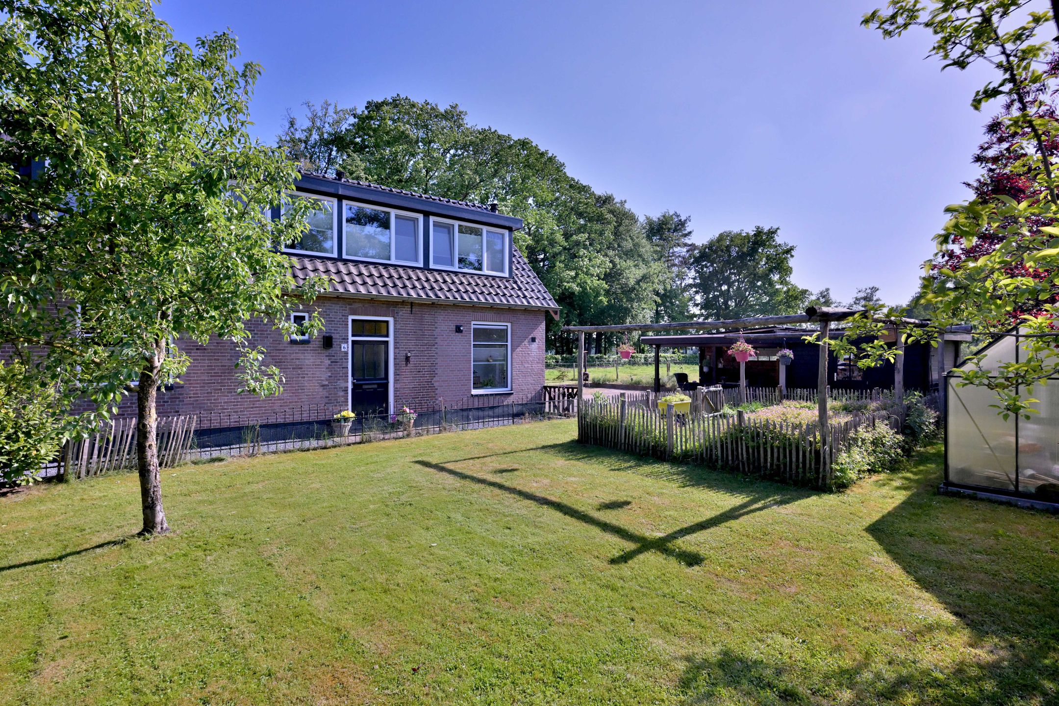 Foto 69 van Dorpsstraat 6